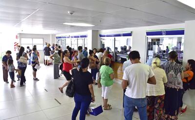 La falta de medicinas y turnos para atención en el IPS, es una denuncia diaria de los asegurados.