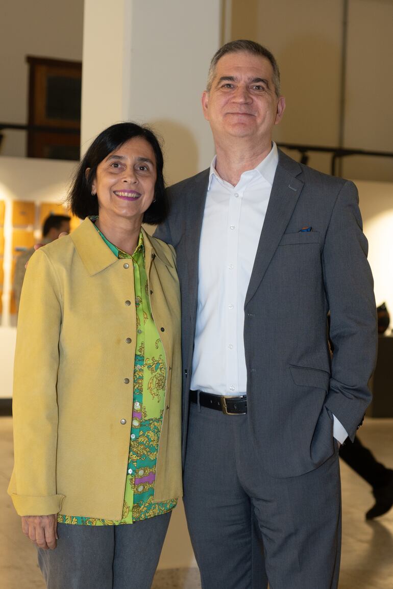 Montserrat Armele y Daniel Mendonca.