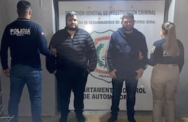 Fabrizio Vicente Cabello Resquín y Nelson Éver Fariña Ramírez, paraguayos capturados en Areguá.