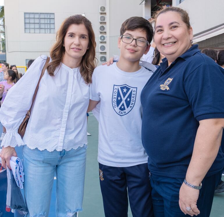 Maricel Rivas Guido Martínez y Sonia Rodríguez.