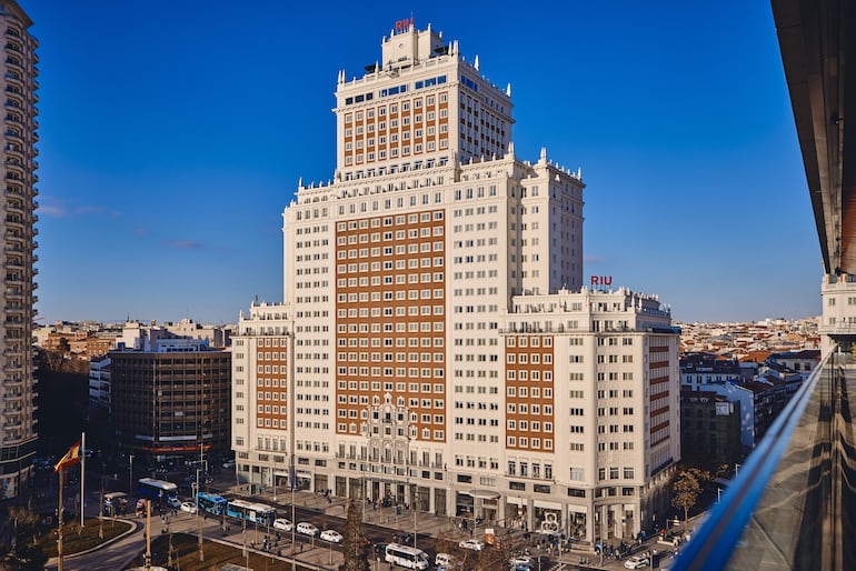 Vista del Hotel Riu Plaza de España en Madrid. 