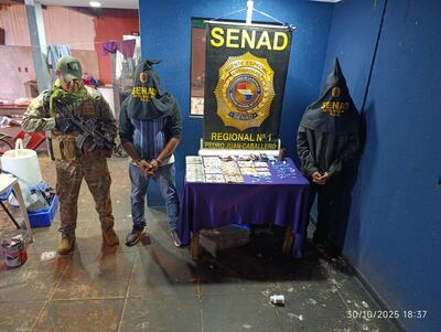 Un adulto de 41 años y un adolescente de 16 fueron detenidos durante la intervención.