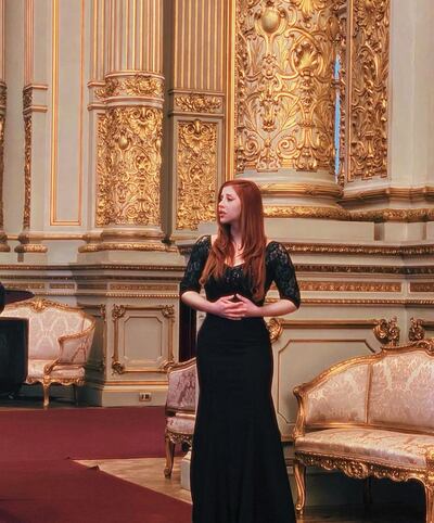 Tahyana Perret se prepara arduamente para su debut profesional en el Teatro Colón.