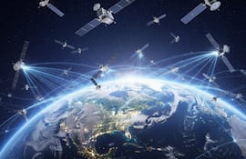 Concepto de satélites de comunicaciones.