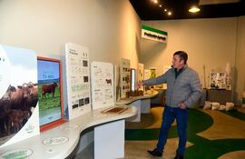 Wolfgang Bronstrup explicó lo que realiza el Grupo Selecta.