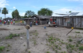 Comunidad María Elena, donde viven las ultimas 135 familias de los tomarahos existentes en el país.