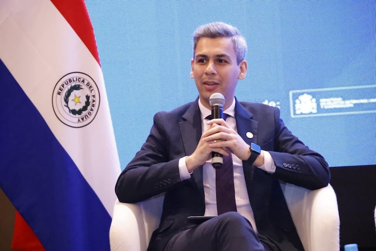 Cumplir con pagos a proveedoras y mejora del gasto entre las prioridades, señala ministro interino del MEF