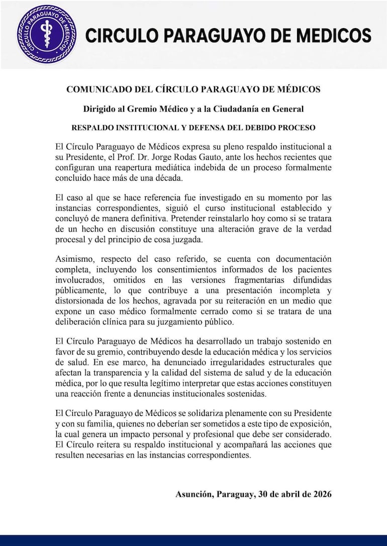 Comunicado oficial del Círculo Paraguayo de Médicos con logo y texto en defensa de Jorge Rodas, en un entorno formal.