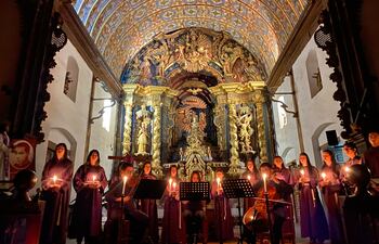 La Misa Guarayo fue celebrada anoche en el templo San Buenaventura de Yaguarón.