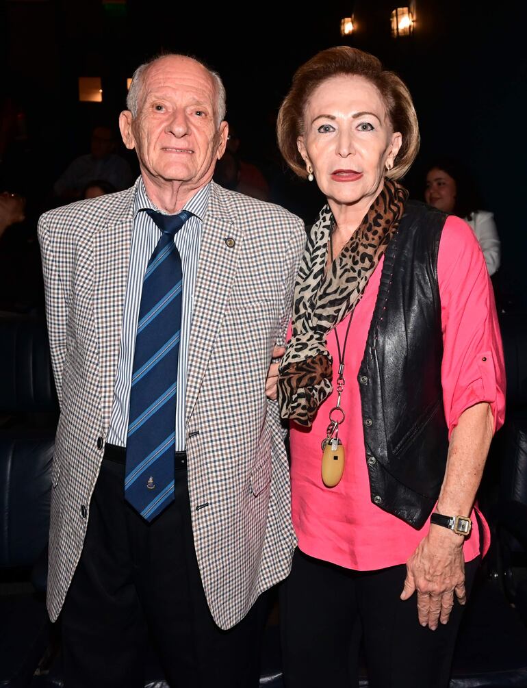 Esteban Rapetti junto con Any Barrail de Rapetti.