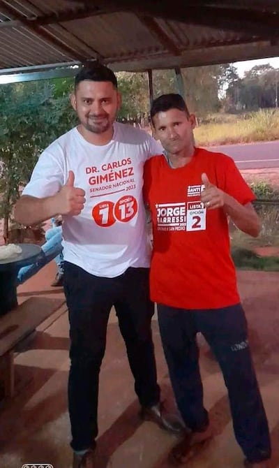 Luís Miguel Paredes Vega, (de blanco), nuevo jefe de Gabinete del MAG es un conocido hurrero de San Pedro.