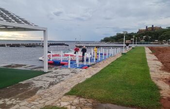 Operativo conjunto permite rescatar a dos jóvenes extraviadas en el lago Ypacaraí