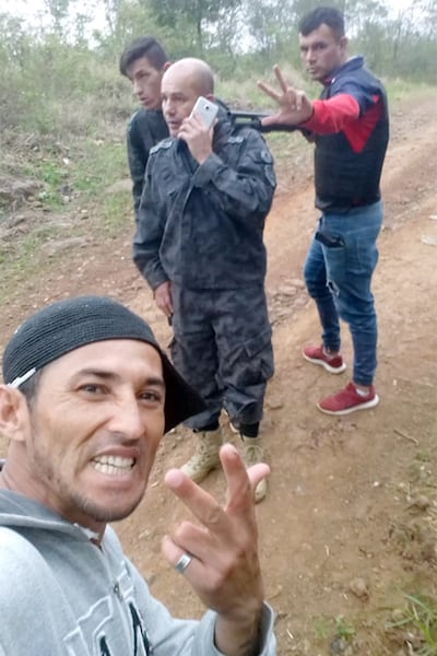 Walter Darío Ayala y Raúl Vicente Leiva Piatti, cuando tomaron de rehén a un guardiacárcel en 2019.