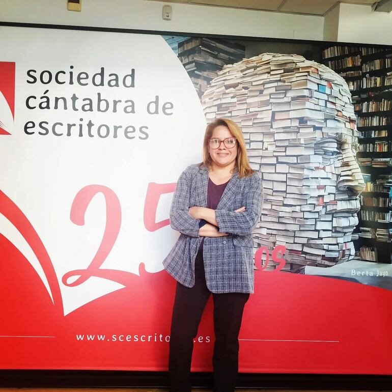 La paraguaya Patricia Franco es miembro de la Sociedad Cántabra de Escritores. (Gentileza)