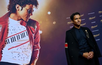 El actor Jaafar Jackson posa tras su llegada a la alfombra roja en el estreno mundial de "Michael", película biográfica donde interpreta al recordado Rey del Pop, Michael Jackson, en Berlín.