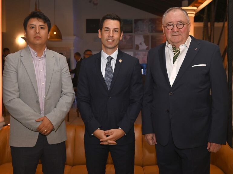 Vidal Zeballos, Sebastían Lorenzini y Marcos Ismachowiez.