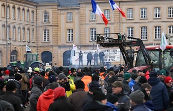 Manifestación organizada por el sindicato agrícola francés FDSEA Moselle y JA Moselle para protestar contra el acuerdo comercial entre la UE y el Mercosur en Metz, este de Francia.