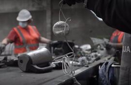 Se trata de todo tipo de cables, juguetes electrónicos, ropa decorada con LED, herramientas eléctricas, dispositivos de vapeo y un sinfín de pequeños artículos de consumo.