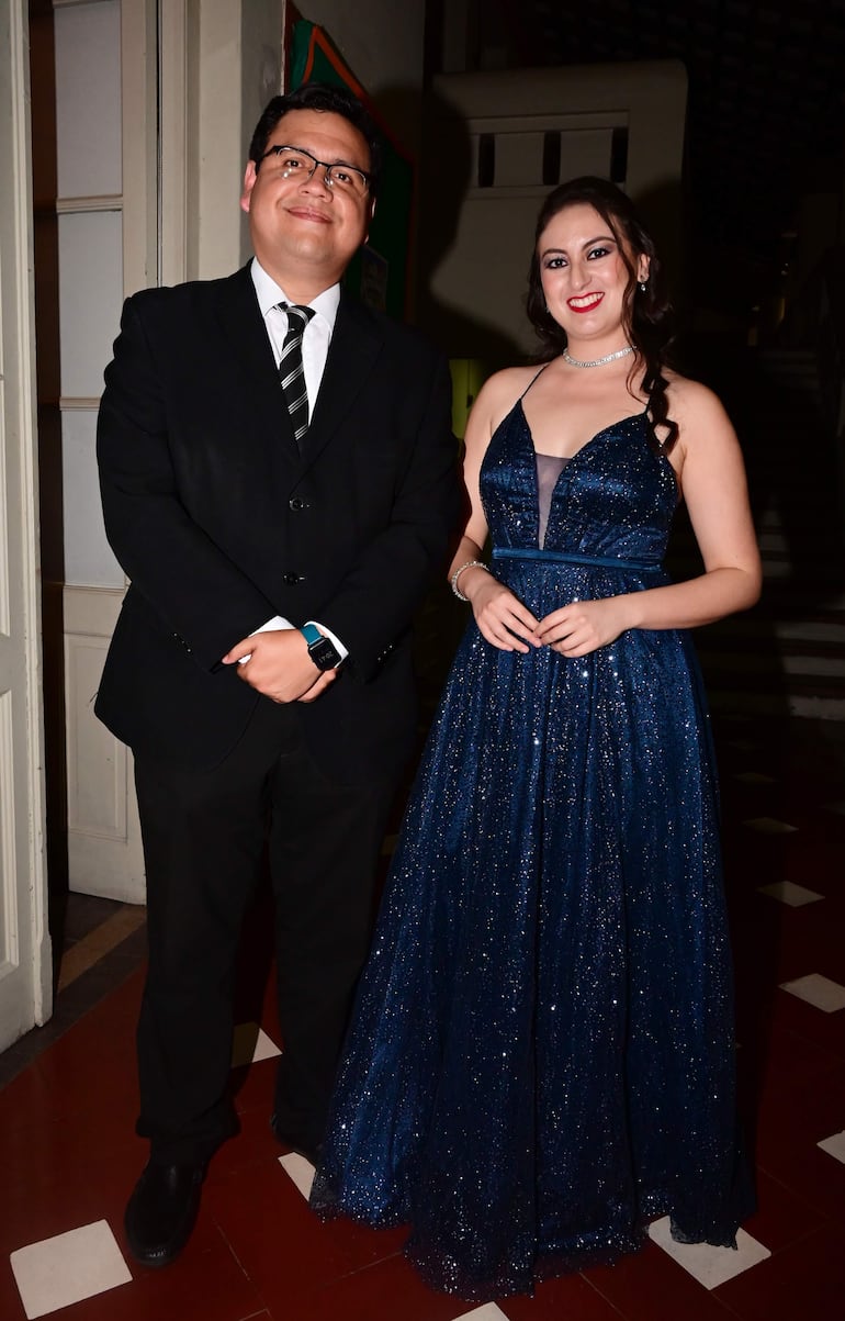 Maestro Benito Román y Alejandra Meza.