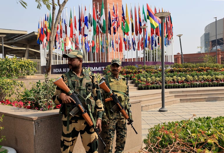 India desplegó un fuerte dispositivo de seguridad para recibir a líderes globales durante la Cumbre Mundial de Inteligencia Artificial.