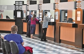 La recaudación tributaria y el pago de salarios a los empleados públicos es un reflejo clave de la dinámica fiscal de un país.