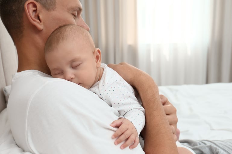 Bebé y su papá.