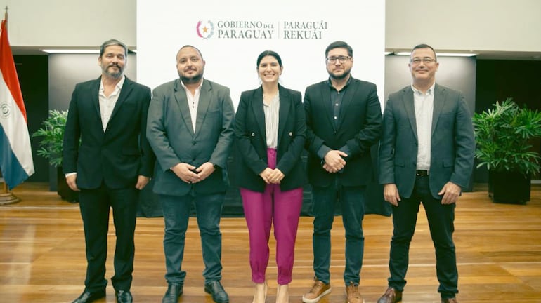 Exigen investigar presunto "desvío" desde binacionales para campaña sucia - Política