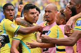 Festejo del gol de Casemiro, para el empate transitorio. Brasil obtuvo un triunfo ajustado pero merecido contra Japón.