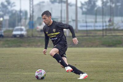 Ulises Ramón Coronel González, lateral izquierdo de Recoleta FC.