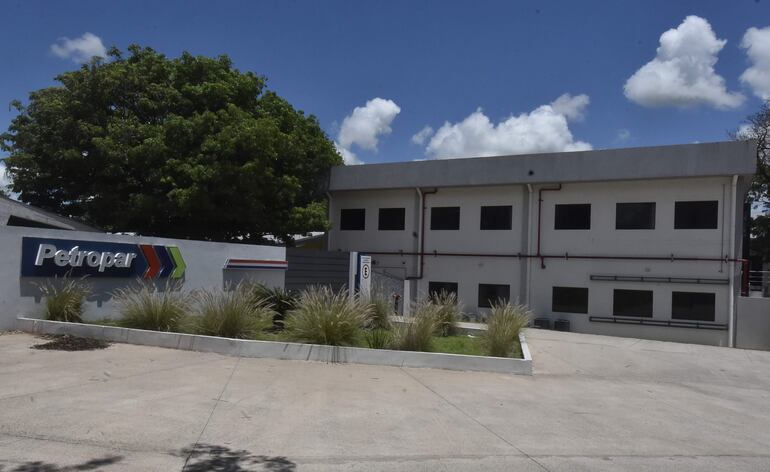 Los directivos de Petropar siguen escondidos para no dar explicaciones. 