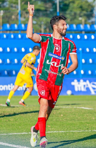 Gabriel Alejandro Gudiño (33 años), delantero argentino del Atlético Tembetary, sufrió dos expulsiones en el torneo Clausura, ambas contra el 2 de Mayo de Pedro Juan Caballero.