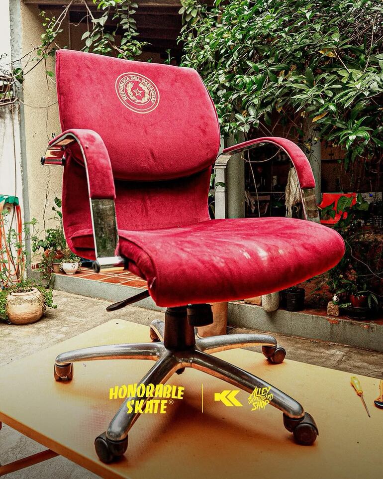 A un año del “Honorable Skate”, el día en el que convirtieron una silla de Diputados en una tabla de skate.