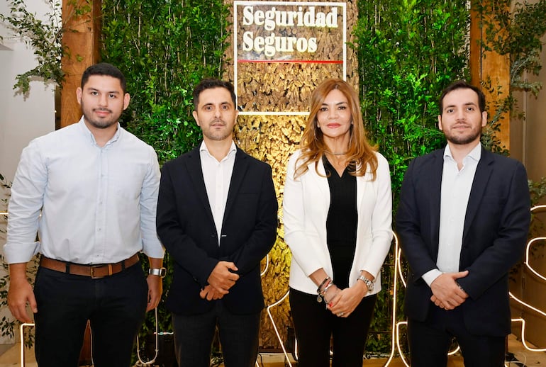 EL SR. MANUEL FRONCIANI PRESENTA NUEVA MODALIDAD  DE SEGURIDAD SEGUROS