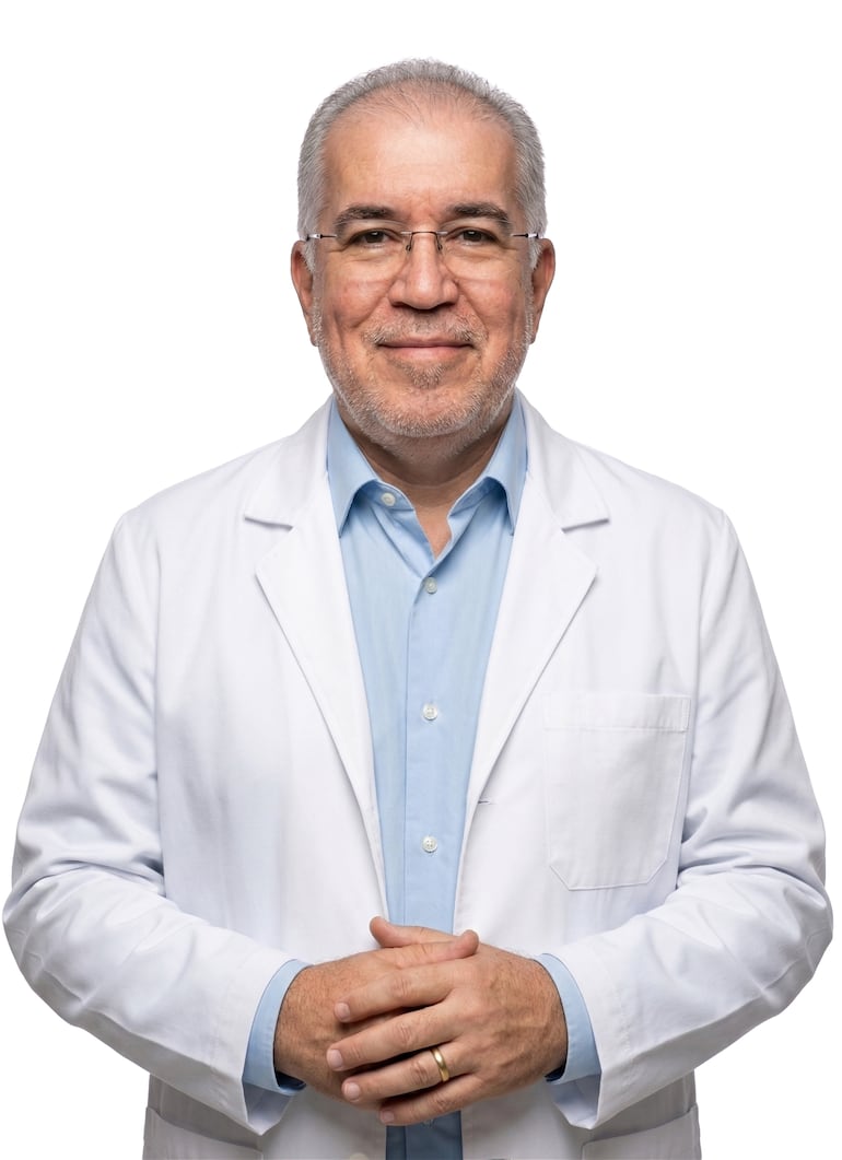 Dr. César Cabral Mereles.