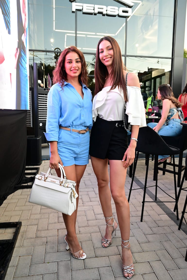 Carol Ruiz Díaz y Dora Ceria. 