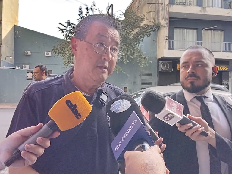 Ihashi Arikam, uno de los trabajadores afectados por el humo durante el incendio en el edificio "Ahorros Paraguayos".