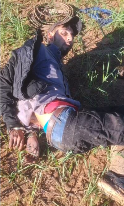 El presunto criminal Albercio López González, tras ser reducido, fue llevado a un centro asistencial.