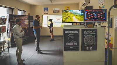 Fotografías que ilustran a ediciones anteriores del EXPYLAB