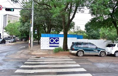 Estación de servicios se construye a cuadras de la comuna sobre la avenida Mcal. López.