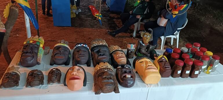Las máscaras fueron las más demandas en la festividad.