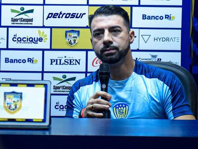 Julio César Cáceres López (43 años), director técnico del Sportivo Luqueño.