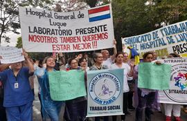 Manifestación del personal de blanco esta mañana.