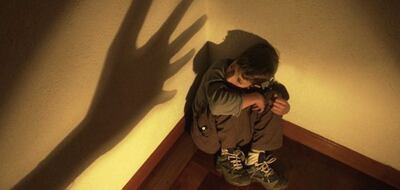 La madre golpeó brutalmente a su hijo de solo 4 años.