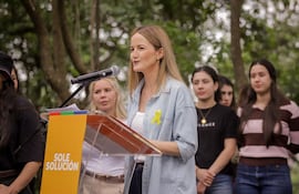 Soledad Núñez expone sus ejes de promesas para los jóvenes.