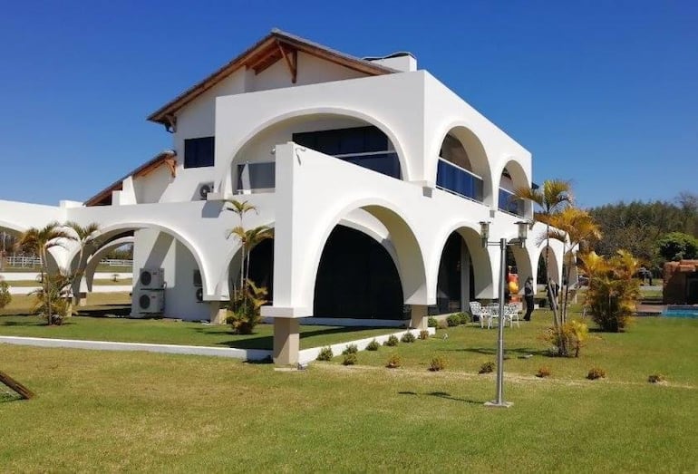 La casa de verano de Cucho Cabaña en O'Leary. Era una imitación de la famosa hacienda Nápoles de Pablo Esconar.