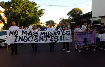 Marcha por la paz en Pedro Juan Caballero.