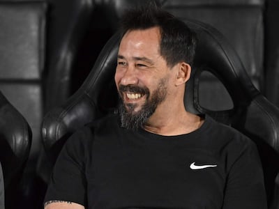 El argentino Pablo 'Vitamina' Sánchez, entrenador de Olimpia, durante el partido frente a Nacional por la fecha 13 del torneo Clausura 2026 de la Primera División de Paraguay en el estadio Defensores del Chaco, en Asunción, Paraguay.