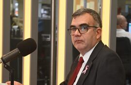 Nicolás Zárate Rojas, ministro de Educación.