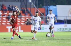 Tras la paridad 1-1, entre Fernando de la Mora e Independiente de Campo Grande, cada uno se retiró del barrio Vista Alegre con una unidad.