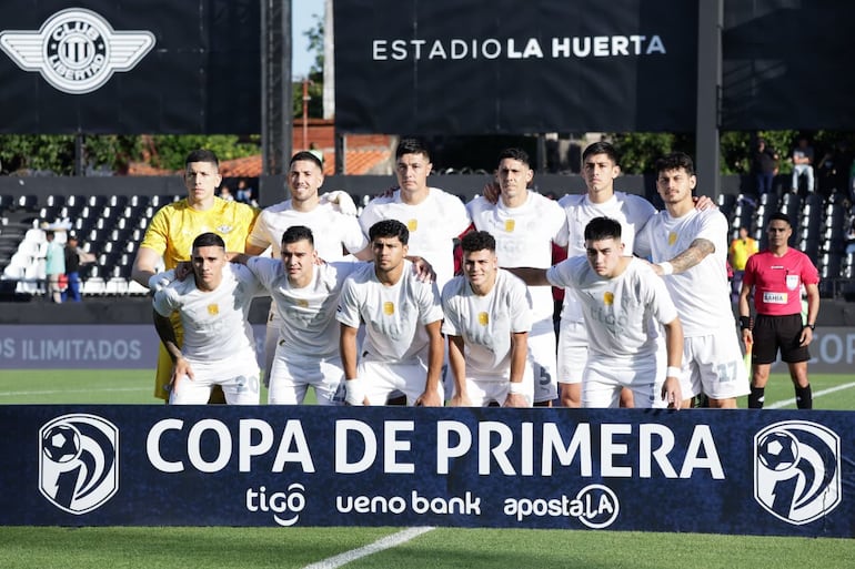 El equipo de Libertad que viene de caer ante Sportivo Ameliano, en el encuentro correspondiente a la Fecha 17 del Torneo Clausura.
